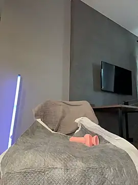 Dildo inside,anal plug,squirt 💦 - _Monic_ 캠 모델의 동영상