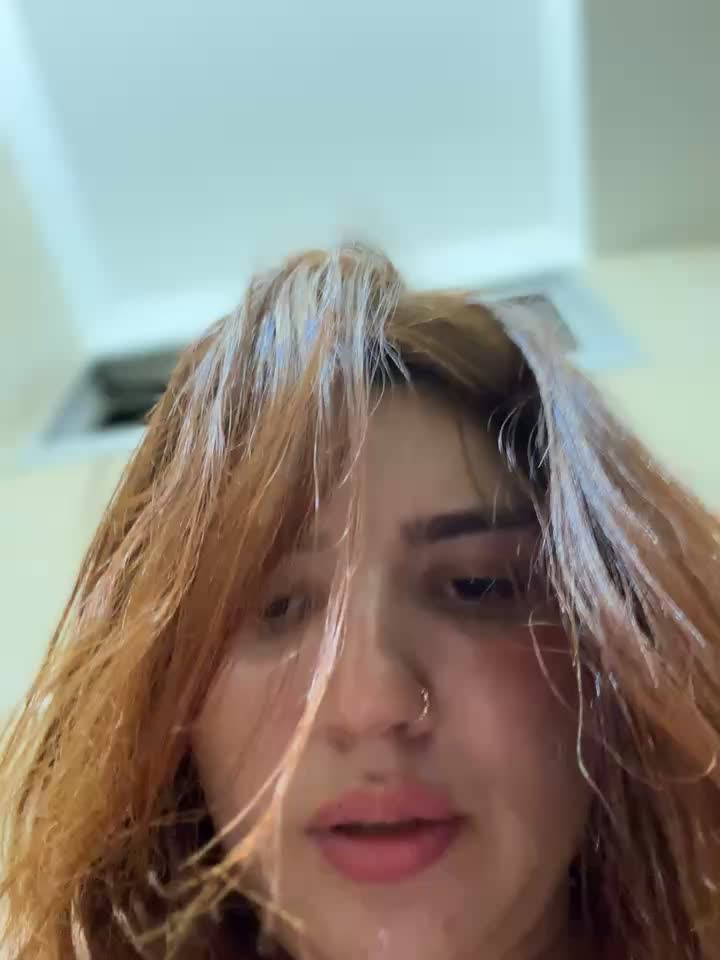 fucking me on the shower - Vídeo de horny_roomiess, modelo de vídeos