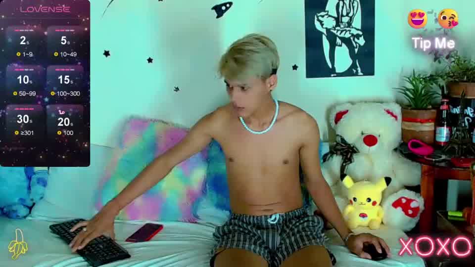 fuck me very hot - video av Liamscott_ cam model