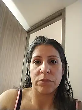 Gina&Lucy - vídeo de la modelo de cam LucifernandaSw