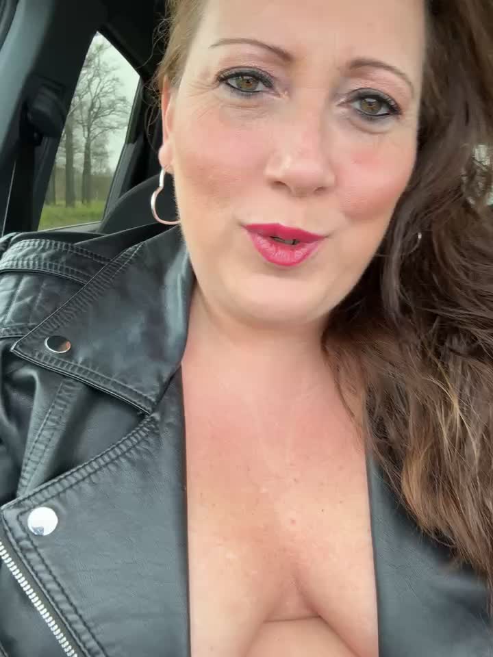 carfun - video oleh xsexycurvymilf kamera model