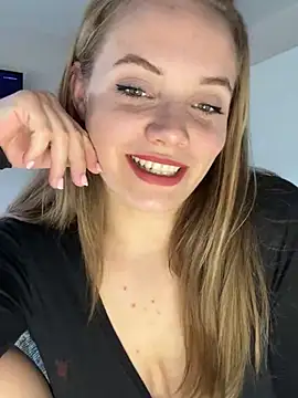 [3 Jun 12:11] Private Show - video by Juuice cam model