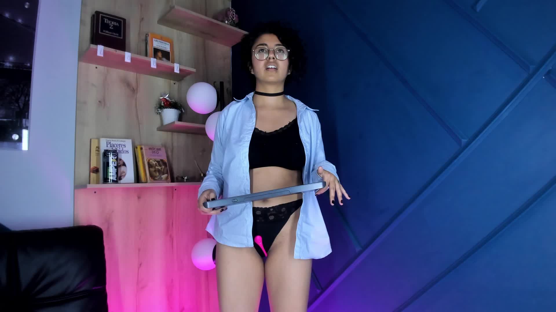 Finger in my ass! - video by Amareto_ cam model