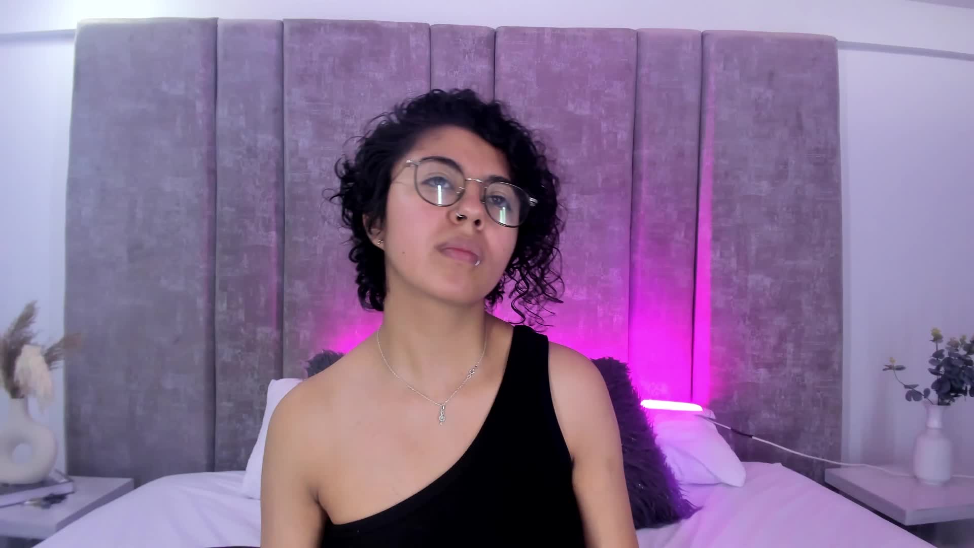 Oil on my boobs - video by Amareto_ cam model