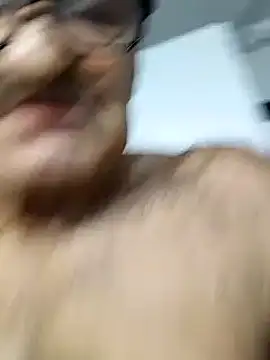 [12 Aug 07:15] Public Show - video by George27265 cam model