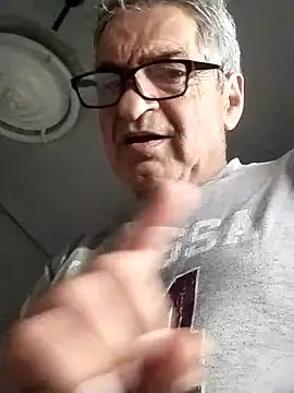 Only for members - video by George27265 cam model