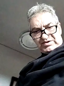 [9 Dec 07:49] Public Show - George27265 adlı kamera modelinin videosu