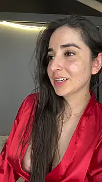 Riding torso and blowjob - vidéo du modèle de showcams Vicky-Andrade