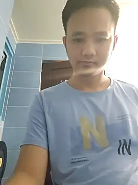 Cum shot — filmik andi888999, modela(-lki) na kamerkach