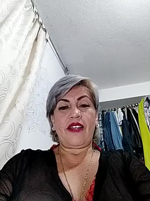 [28 Jul 17:29] Private Show - vidéo du modèle de showcams DirtyBIianca