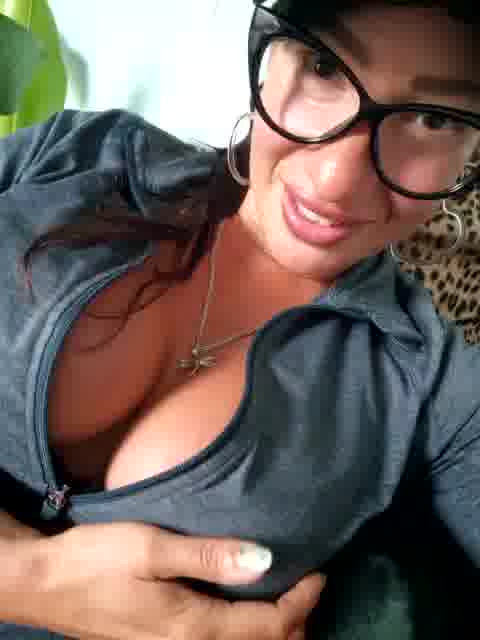 GUARANTEED TO CUM SHOW - video av TheGoddessBianca cam model