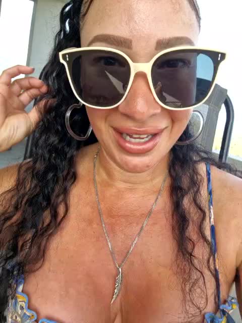 GRAND TERRACE TITS AND PUSSY SHOW - video av TheGoddessBianca cam model