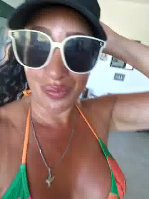 RACIALLY UNSTANDARD SMALL BLACK D HUMILIATION WITH FEET - video by TheGoddessBianca cam model