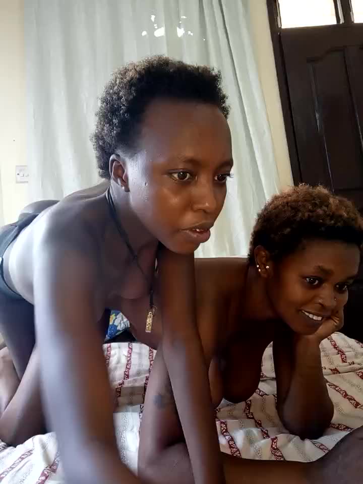 [26 Jun 02:20] Private Show - video by boobsnipplian cam model