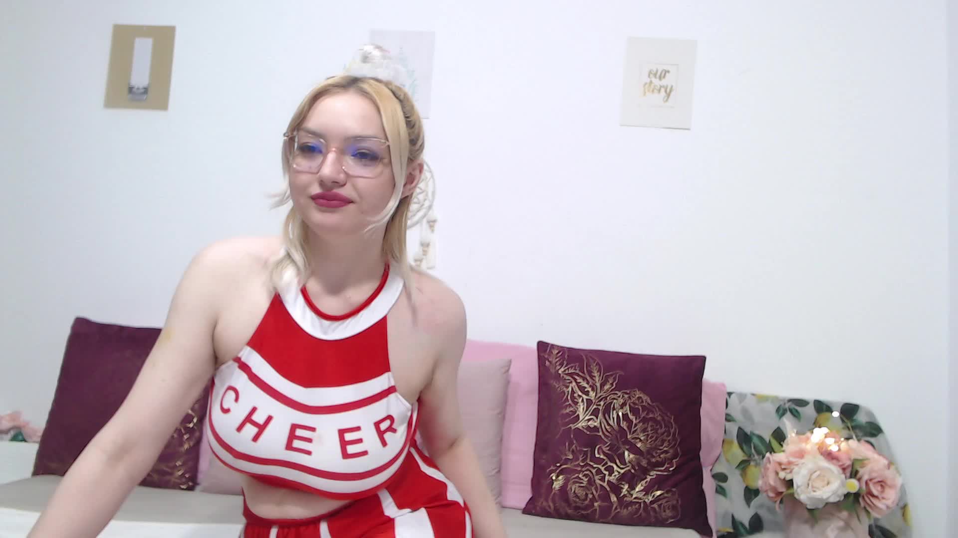 Private Show cheerleader