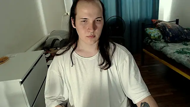 красивый– EvaMiron kameramodell videója