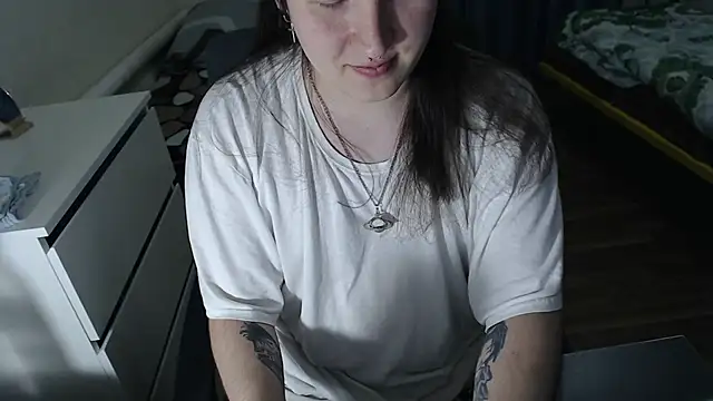 [3 Nov 21:10] Private Show– EvaMiron kameramodell videója