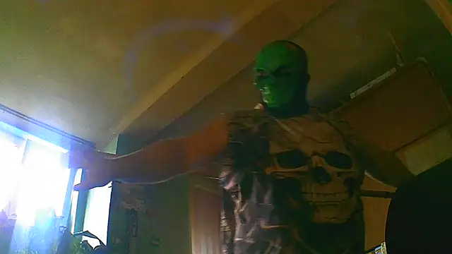 [25 Dec 10:52] Public Show - video by perversalus cam model