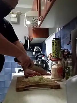 [25 Dec 21:28] Public Show - video by perversalus cam model