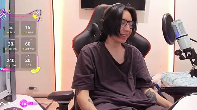 [20 May 04:01] Private Show - video by wexlee7 cam model