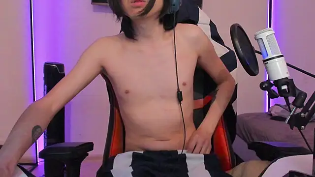 [11 Jul 02:14] Spy Show - video by wexlee7 cam model