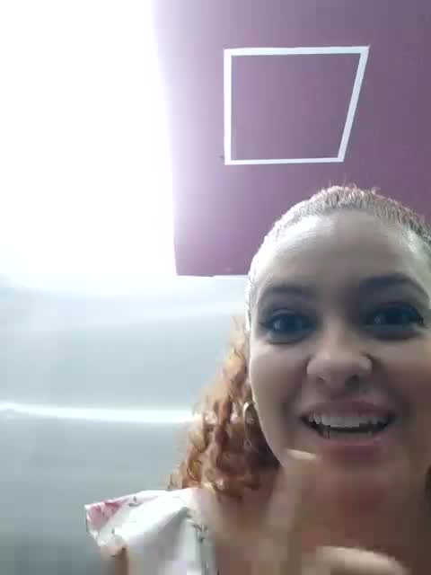 In the shopping bathroom - video di ginebra__nova modella di cam