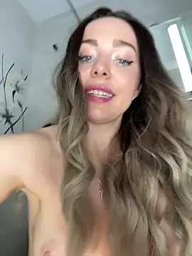 fuck pussy for orgasm - video by -SweetDi- cam model