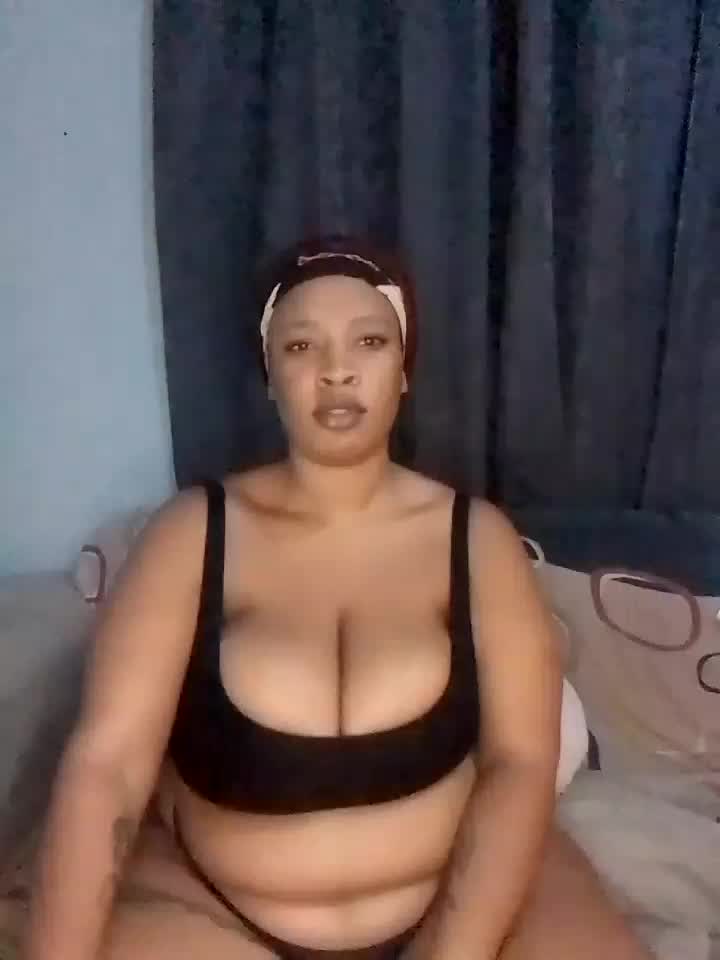 mimi pussy play show😋🔥