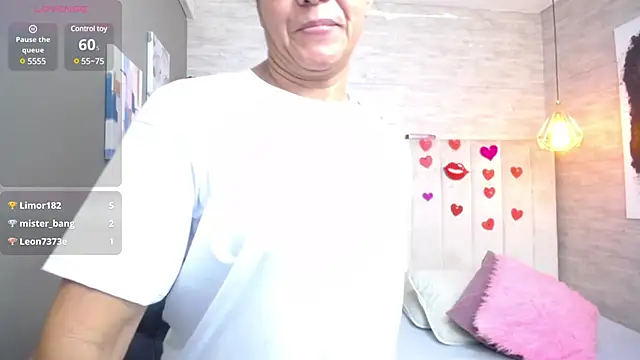U WANT MASTURBATING WITH ME¡?