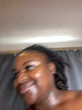 [8 May 02:56] Private Show－カメラキャストのHoneycoco0211の動画