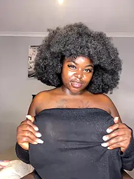 [10 Aug 05:00] Private Show－カメラキャストのHoneycoco0211の動画