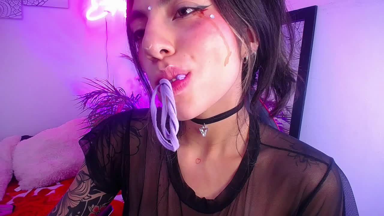 delicious cum show