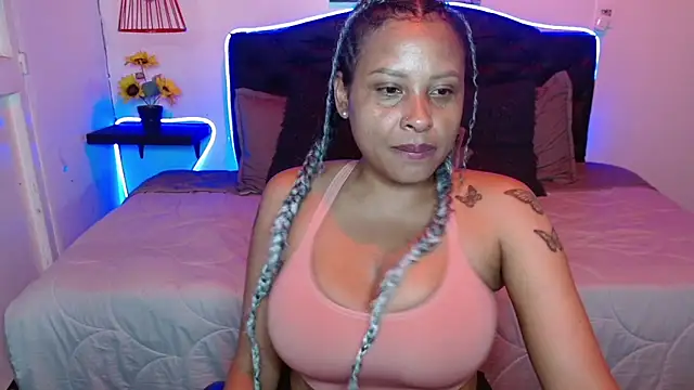 [5 Nov 21:19] Private Show – video modela na kameri Dominik_girl