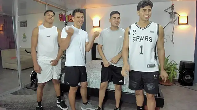 suck dick－カメラキャストのMasters_sexxの動画