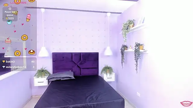 My friend comes and fucking my pussy hard 🔥 - video av BrianaHazel cam model