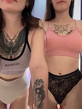 Strap on doggy & 69 - video by Heart_Ass cam model