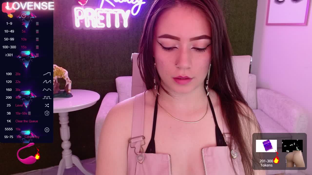 [28 May 00:57] Private Show