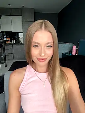 12.08.25 private show - video by Sweet__Milly cam model