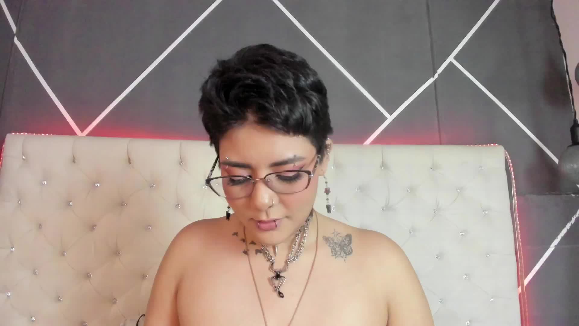 Fansclub F61 #pvt #tieboobs #2tie #salivaplay #blowjob - video by Evelynn cam model