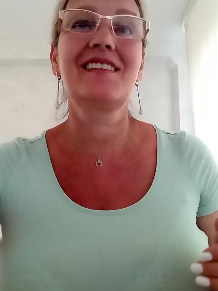 [11 Jul 06:22] Private Show - ক্যাম মডেল irinamaux-এর ভিডিও