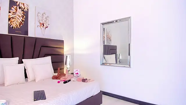 A little Cow – video od webkamerové modelky Sofi_Perez_