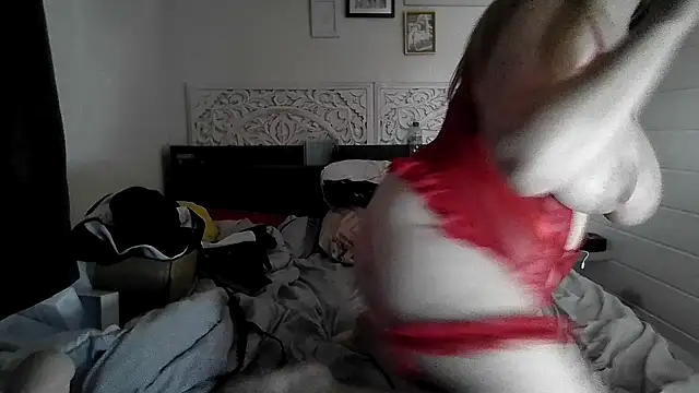 [25 Mar 16:01] Spy Show – видео вебкам-модели dreamsha69