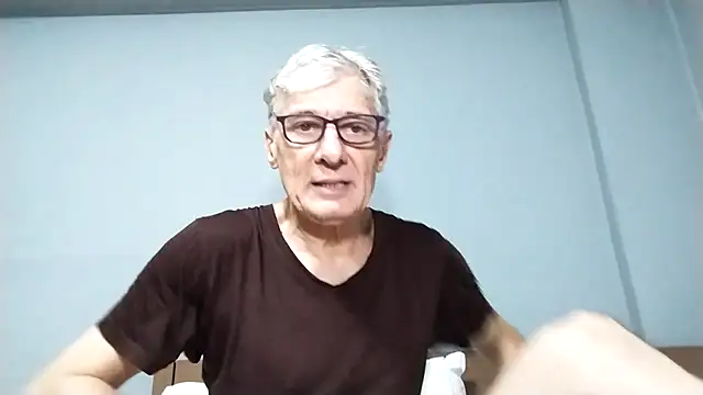 Help me  for made my cock hard  more - BIGUNCUTHARDCOCK主播的视频