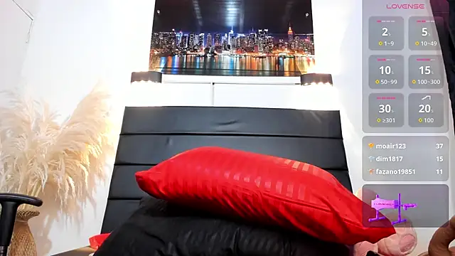 Domi+Machine 😈 - ক্যাম মডেল Julieta_Coopeer_-এর ভিডিও