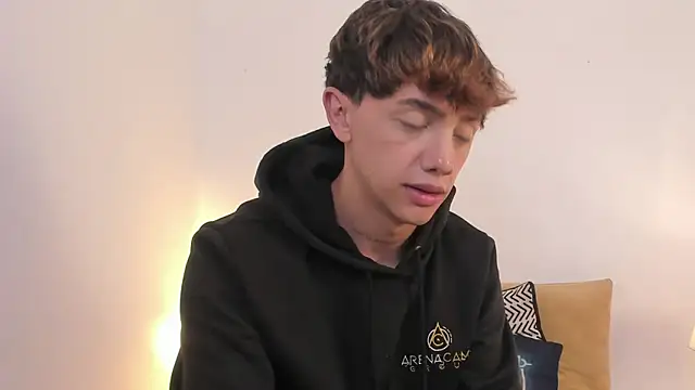 33 min cum and anal !! buy it guys - video av Tomy_Rox cam model