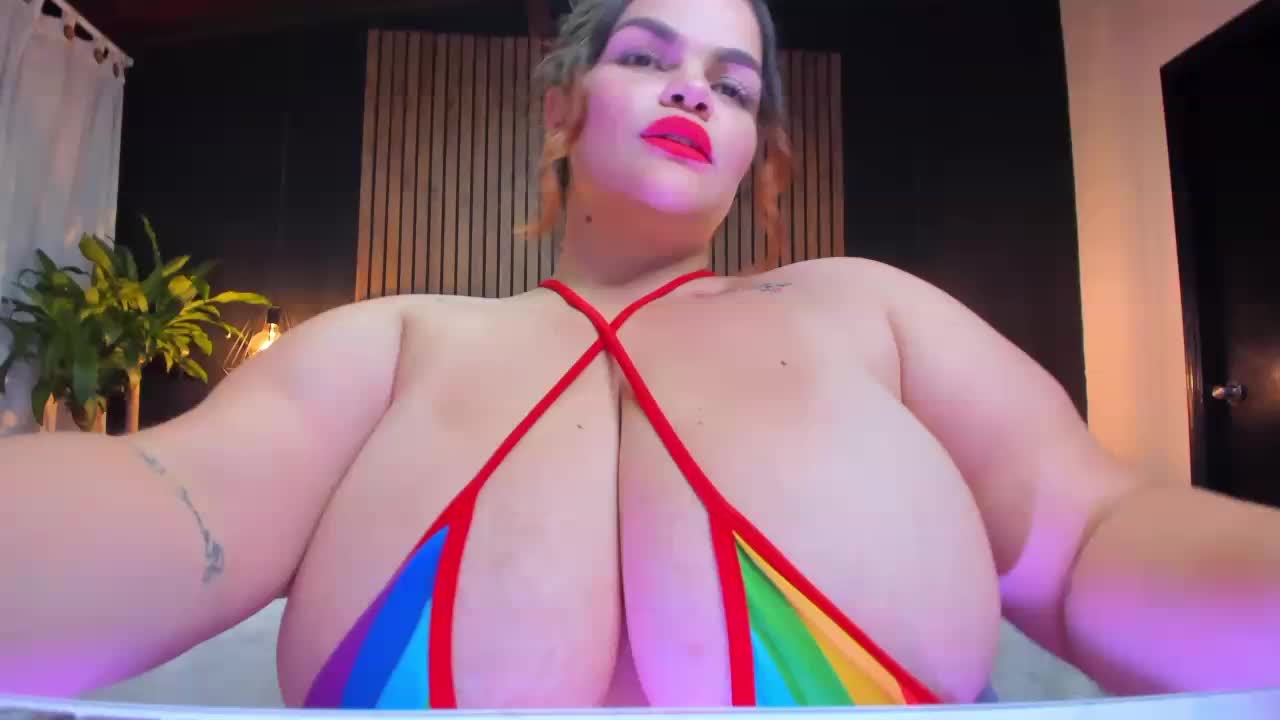 deep throat+tits－カメラキャストのSara_Thompsoonの動画