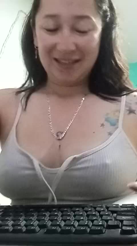 come lick my ass - vidéo du modèle de showcams emilypoppy3