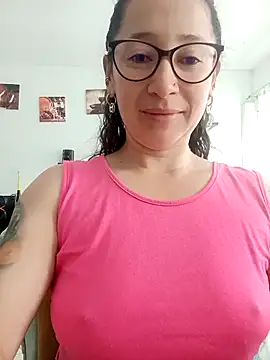 My cunt is talking to you - video by emilypoppy3 cam model