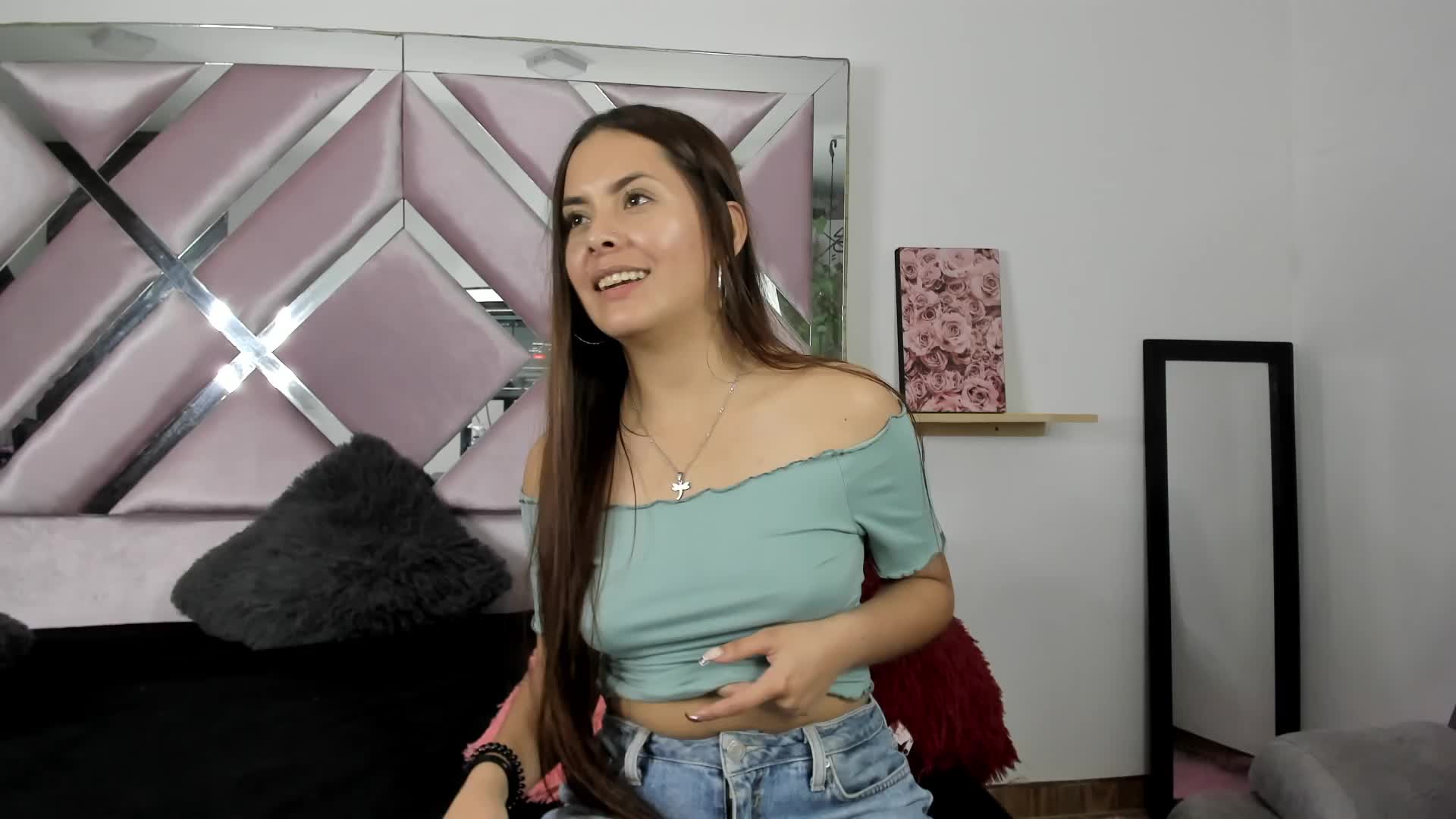 Naked and touch my body for you - video by Murieel_69 cam model