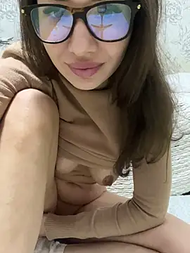 Private Show – video od webkamerové modelky TeenieM